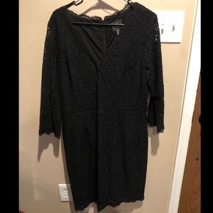 Black 3/4 sleeve dress v neck lace